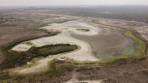 Vista aérea de la laguna de Santa Olalla ayer 9 de agosto de 2023. Vista aérea de la laguna de Santa Olalla ayer 9 de agosto de 2023.