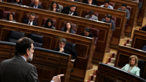 El presidente del Gobierno, Mariano Rajoy, durante la sesión de control al Gobierno en el Congreso de los Diputados. REUTERS/Susana Vera El presidente del Gobierno, Mariano Rajoy, durante la sesión de control al Gobierno en el Congreso de los Diputados. REUTERS/Susana Vera