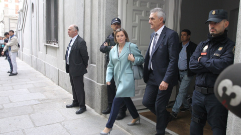 La presidenta del Parlament, Carme Forcadell, a su salida del Tribunal Supremo, tras su primera comparecencia por el 1-O. E.P. La presidenta del Parlament, Carme Forcadell, a su salida del Tribunal Supremo, tras su primera comparecencia por el 1-O. E.P.