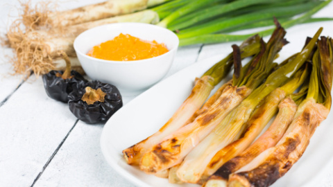 Pato confinado - Receta de calçots al horno