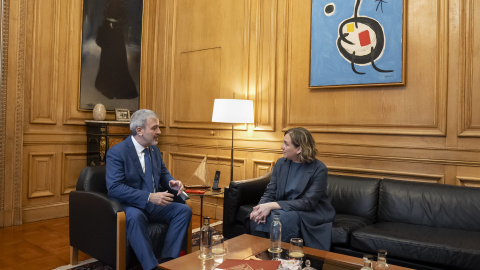 Trobada de l'alcalde de Barcelona, Jaume Collboni, amb la presidenta del grup municipal de BCN En Comú, l'exalcaldessa Ada Colau Trobada de l'alcalde de Barcelona, Jaume Collboni, amb la presidenta del grup municipal de BCN En Comú, l'exalcaldessa Ada Colau