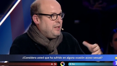 Salvador Sostres durante el programa de Carlos Herrera en TVE '¿Cómo lo ves?' Salvador Sostres durante el programa de Carlos Herrera en TVE '¿Cómo lo ves?'