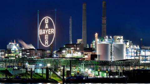 Una planta de fabricación de productos de la farmacéutica Bayer. Una planta de fabricación de productos de la farmacéutica Bayer.