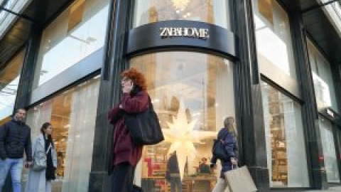 El 'efecto Inditex' gentrifica A Coruña: "Nos tenemos que marchar por el precio del alquiler" El 'efecto Inditex' gentrifica A Coruña: "Nos tenemos que marchar por el precio del alquiler"