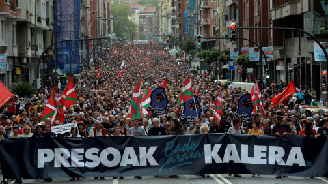 Manifestación en Bilbao el pasado abril en favor de los presos de ETA. REUTERS/Vincent West Manifestación en Bilbao el pasado abril en favor de los presos de ETA. REUTERS/Vincent West