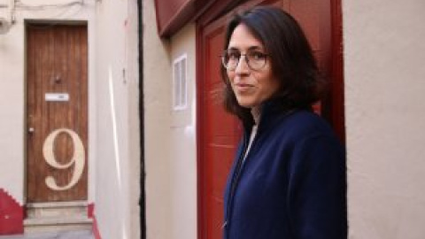 Eva Baltasar publica la novel·la 'Ocàs i fascinació', sobre una jove que es veu abocada a viure al carrer Eva Baltasar publica la novel·la 'Ocàs i fascinació', sobre una jove que es veu abocada a viure al carrer