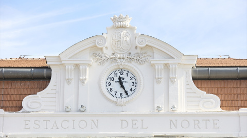 19/03/2024 El reloj de la Estación del Norte marca las 11:25 horas, a 25 de marzo de 2023, en Madrid (España). 19/03/2024 El reloj de la Estación del Norte marca las 11:25 horas, a 25 de marzo de 2023, en Madrid (España).