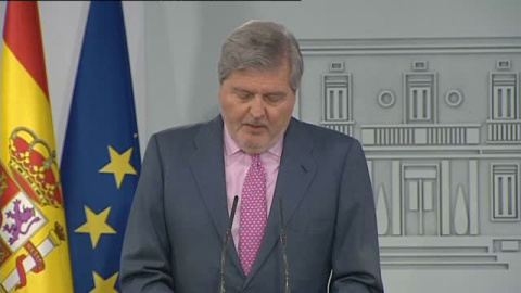 Méndez de Vigo: "En temas de estado es importante la lealtad, la responsabilidad y actuar con madurez" Méndez de Vigo: "En temas de estado es importante la lealtad, la responsabilidad y actuar con madurez"