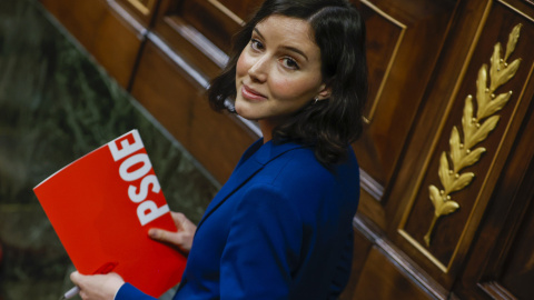 La diputada del PSOE Andrea Fernández durante la sesión de tarde del pleno del Congreso de los Diputados, este martes, en Madrid La diputada del PSOE Andrea Fernández durante la sesión de tarde del pleno del Congreso de los Diputados, este martes, en Madrid
