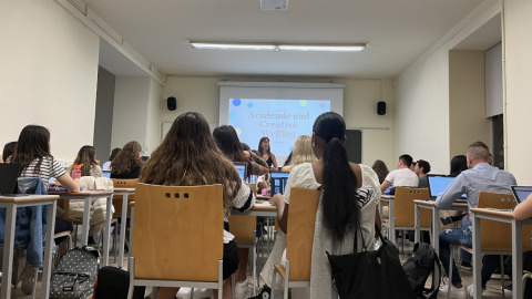 Inici de curs en una classe de la UdL