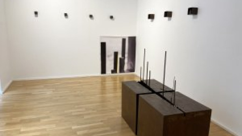 Esculturas para la igualdad: las moradas de Yolanda Lalonso y Leandro Alonso Esculturas para la igualdad: las moradas de Yolanda Lalonso y Leandro Alonso