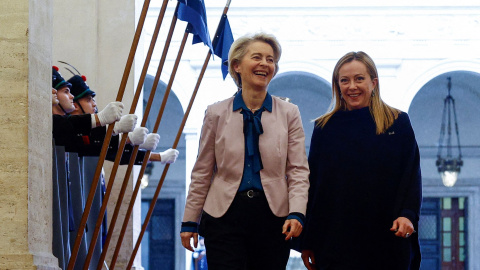 Imagen de archivo de la primera ministra italiana, Giorgia Meloni, junto a la presidenta de la Comisión Europea, Ursula von der Leyen, a 9 de enero de 2023. Imagen de archivo de la primera ministra italiana, Giorgia Meloni, junto a la presidenta de la Comisión Europea, Ursula von der Leyen, a 9 de enero de 2023.