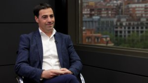 Imanol Pradales, el nuevo jinete en la carrera hacia Ajuria Enea Imanol Pradales, el nuevo jinete en la carrera hacia Ajuria Enea