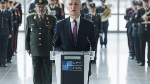 El Secretario General de la OTAN, Jens Stoltenberg, pronuncia un discurso durante la ceremonia de celebración del 75º aniversario de la OTAN en la sede de la OTAN. El Secretario General de la OTAN, Jens Stoltenberg, pronuncia un discurso durante la ceremonia de celebración del 75º aniversario de la OTAN en la sede de la OTAN.
