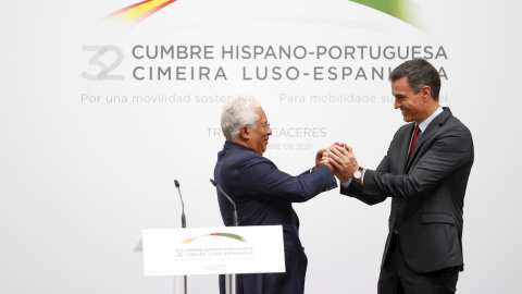 Los presidentes del Gobierno de España, Pedro Sánchez, y Portugal, António Costa. Los presidentes del Gobierno de España, Pedro Sánchez, y Portugal, António Costa.