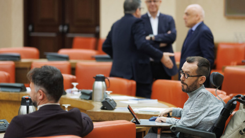 14/02/2023.- Los portavoces de ERC y Unidas Podemos en el Congreso, Gabriel Rufián y Pablo Echenique durante la reunión de la Junta de Portavoces de este martes. Eduardo Parra / Europa Press 14/02/2023.- Los portavoces de ERC y Unidas Podemos en el Congreso, Gabriel Rufián y Pablo Echenique durante la reunión de la Junta de Portavoces de este martes. Eduardo Parra / Europa Press