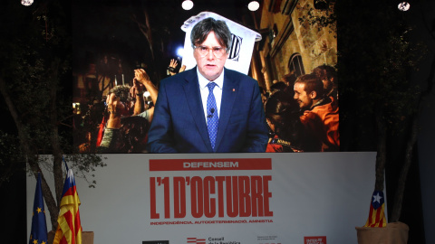 Carles Puigdemont intervenint en la commemoració de l'1-O Carles Puigdemont intervenint en la commemoració de l'1-O