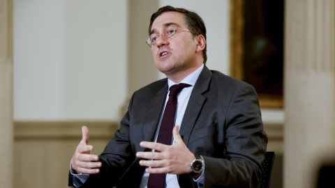 El ministro de Asuntos Exteriores, José Manuel Albares, ha garantizado que "todo el Gobierno está unido" en el objetivo de buscar la paz para Ucrania. El ministro de Asuntos Exteriores, José Manuel Albares, ha garantizado que "todo el Gobierno está unido" en el objetivo de buscar la paz para Ucrania.
