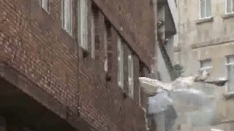 Imágenes de la explosión de gas provocada por un vecino en Vigo Imágenes de la explosión de gas provocada por un vecino en Vigo