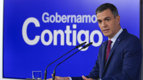 El líder socialista y presidente del Gobierno en funciones, Pedro Sánchez, durante la rueda de prensa ofrecida tras la reunión mantenida con el rey Felipe VI. El líder socialista y presidente del Gobierno en funciones, Pedro Sánchez, durante la rueda de prensa ofrecida tras la reunión mantenida con el rey Felipe VI.
