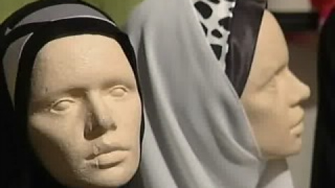 El PP quiere regular el uso del velo islámico en España El PP quiere regular el uso del velo islámico en España