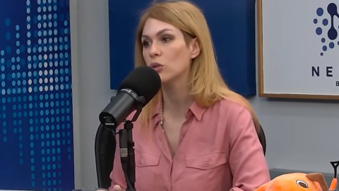 Lilia Lemoine, candidata a diputada del partido ultraderechista de Javier Milei, en una entrevista en el medio argentino 'Neura'. Lilia Lemoine, candidata a diputada del partido ultraderechista de Javier Milei, en una entrevista en el medio argentino 'Neura'.