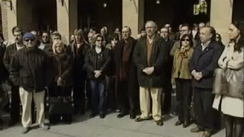 Concentración contra ETA en el ayuntamiento de Calahorra Concentración contra ETA en el ayuntamiento de Calahorra