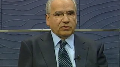 Alfonso Guerra no elegiría a Bono como presidente del Congreso Alfonso Guerra no elegiría a Bono como presidente del Congreso