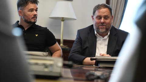 El presidente de ERC, Oriol Junqueras, junto al portavoz de su grupo en el Congreso, Gabriel Rufián. El presidente de ERC, Oriol Junqueras, junto al portavoz de su grupo en el Congreso, Gabriel Rufián.