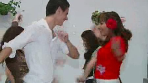 La lluvia y el viento no deslucen el inicio de la Feria de Abril La lluvia y el viento no deslucen el inicio de la Feria de Abril