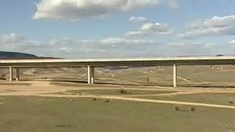 Una grave sequía afecta al lago de Entrepeñas, en Guadalajara Una grave sequía afecta al lago de Entrepeñas, en Guadalajara