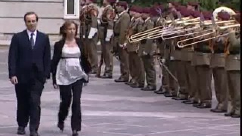 Chacón pasa revista a las tropas Chacón pasa revista a las tropas