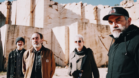 Los miembros de Surfin' Bichos: Carlos Cuevas, Joaquín Pascual, José Manuel Mora y Fernando Alfaro. Los miembros de Surfin' Bichos: Carlos Cuevas, Joaquín Pascual, José Manuel Mora y Fernando Alfaro.