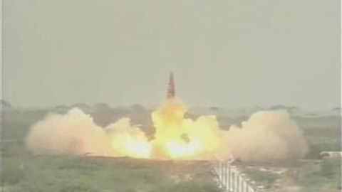 Pakistán ensaya el lanzamiento de un misil con capacidad nuclear Pakistán ensaya el lanzamiento de un misil con capacidad nuclear