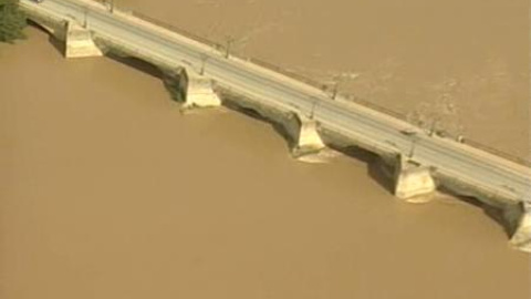 La Expo de Zaragoza se blinda ante la crecida del Ebro La Expo de Zaragoza se blinda ante la crecida del Ebro