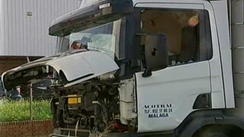 Los piquetes asaltan un camión Los piquetes asaltan un camión