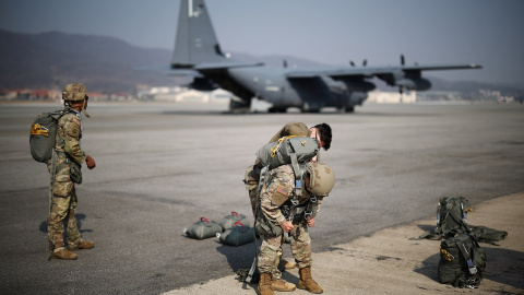 Tropas estadounidenses en una foto de archivo. Tropas estadounidenses en una foto de archivo.