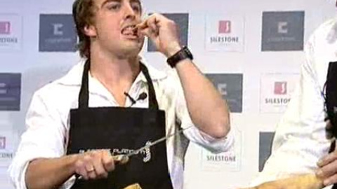 Fernando Alonso 'cocina' su futuro Fernando Alonso 'cocina' su futuro