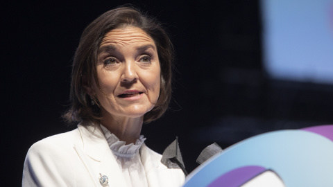 La ministra de Industria, Comercio y Turismo, Reyes Maroto, durante su intervención en la clausura del Tourism Innovation Summit 2021 (12/11/2021) en Sevilla. La ministra de Industria, Comercio y Turismo, Reyes Maroto, durante su intervención en la clausura del Tourism Innovation Summit 2021 (12/11/2021) en Sevilla.