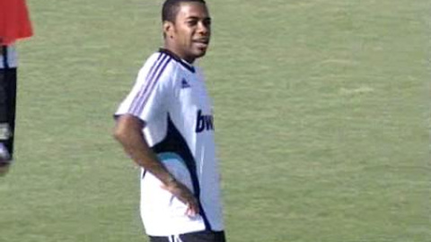 Robinho se queda en el Real Madrid Robinho se queda en el Real Madrid