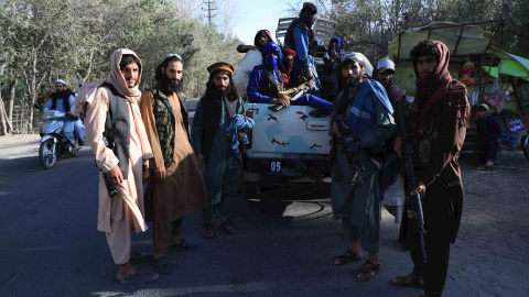 Un grupo de talibanes, en un checkpoint en la ciudad de Herat. Un grupo de talibanes, en un checkpoint en la ciudad de Herat.