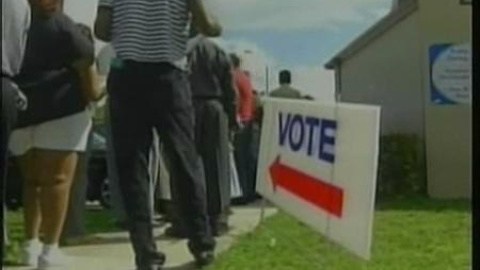 Los norteamericanos comienzan a votar en Florida Los norteamericanos comienzan a votar en Florida