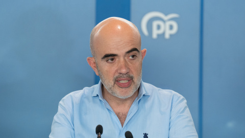 El candidato del PP a la Alcaldía de Barcelona, Daniel Sirera comparece en la sede del partido, a 29 de mayo de 2023, en Barcelona, Catalunya. El candidato del PP a la Alcaldía de Barcelona, Daniel Sirera comparece en la sede del partido, a 29 de mayo de 2023, en Barcelona, Catalunya.