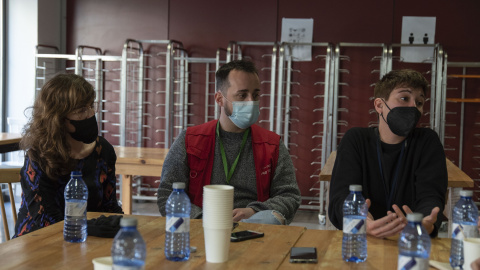 L'equip tècnic durant l'entrevista. L'equip tècnic durant l'entrevista.