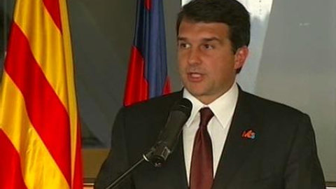 Laporta: "No debemos caer en la trampa de creernos los elogios" Laporta: "No debemos caer en la trampa de creernos los elogios"
