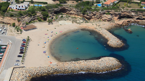 La cala Calafat de L'Ametlla de Mar La cala Calafat de L'Ametlla de Mar
