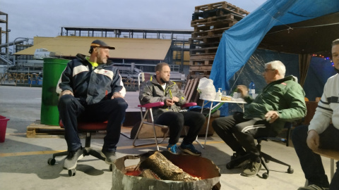 "Acampamos el 20 de diciembre, y hasta hoy", relata uno de los representantes de la plantilla "Acampamos el 20 de diciembre, y hasta hoy", relata uno de los representantes de la plantilla