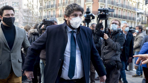 López Miras opina sobre el Gobierno de Castilla y León y los tuiteros le recuerdan su pasado: "Lo dice sin haber ganado nunca unas elecciones"