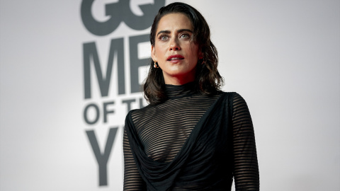 La actriz María León en el photocall de la gala de premios Hombres del Año, en Madrid, a 30 de noviembre de 2023.