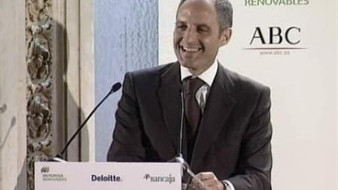 Camps: "Yo me pago mis trajes" Camps: "Yo me pago mis trajes"